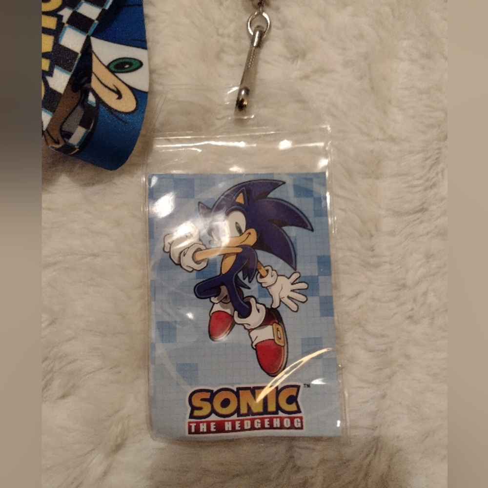 Sonic the Hedgehog Multi-use Lanyard with ID Holder - Picture 2 of 4